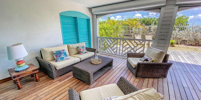 A louer appartement Front de mer BO Saint Martin-terrasse-1